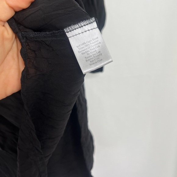 Johnny Was Black Boho V-Neck Embroidered Tunic Blouse Size Small - Picture 9 of 9